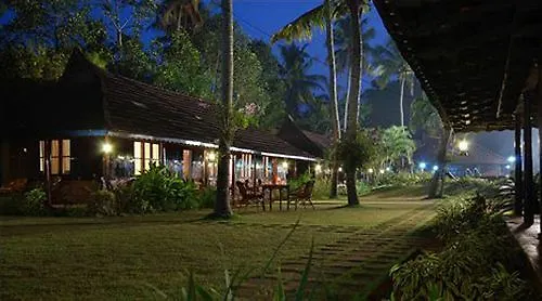 Kayaloram Heritage Lake Resort Alappuzha